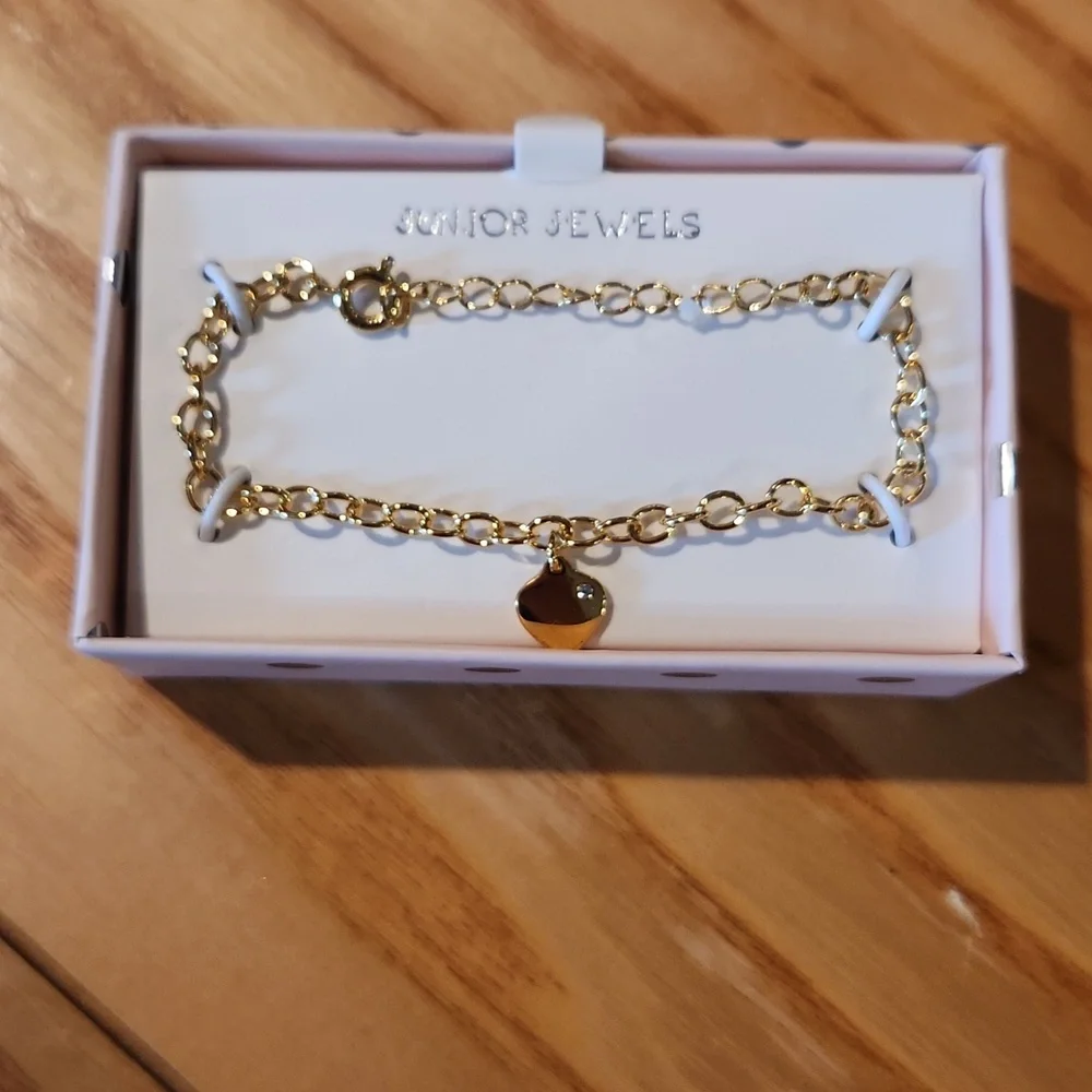 Junior Jewels Kids' Gold Tone Sterling Silver Diamond Accent Heart Bracelet